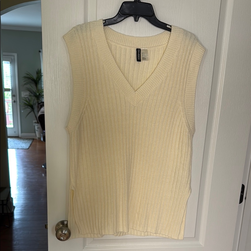 Cream Ribbed Knit Sleeveless Top